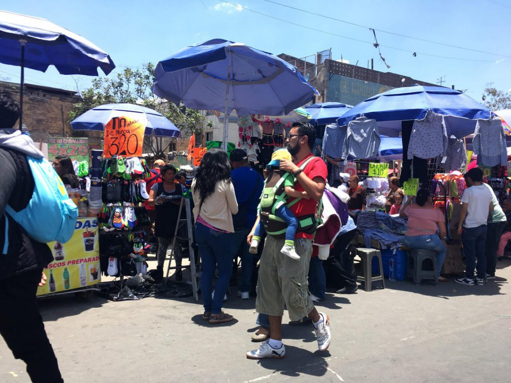 メキシコ　テピート市場